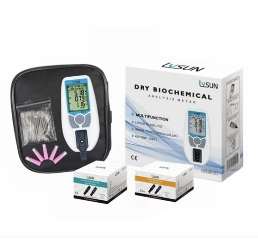 blood-glucose-monitor-in-arm