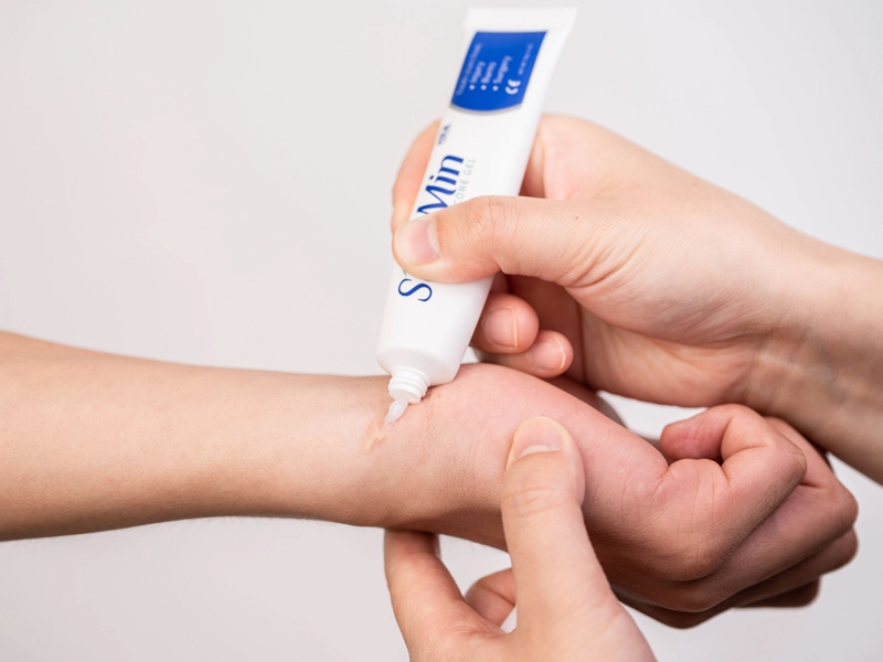 How Does Scar Gel Work?